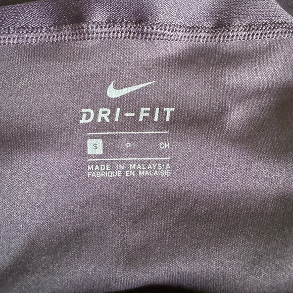 Nike shorts - Picture 3 of 3